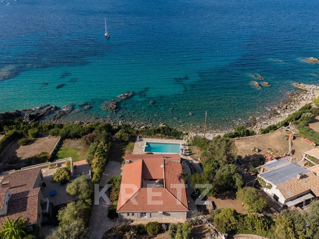 House in Belvedere-Campomoro, Corsica, France 3 - 19115928