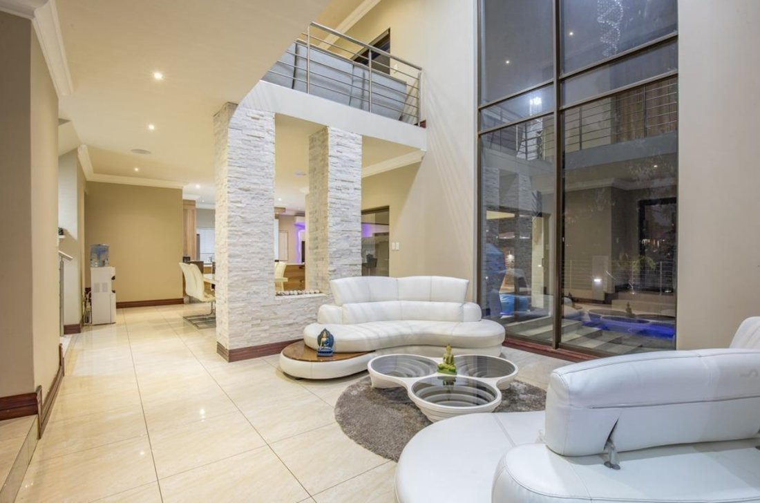 Maison à Blue Valley Golf Estate, Gauteng, Afrique du Sud 3 - 19116786