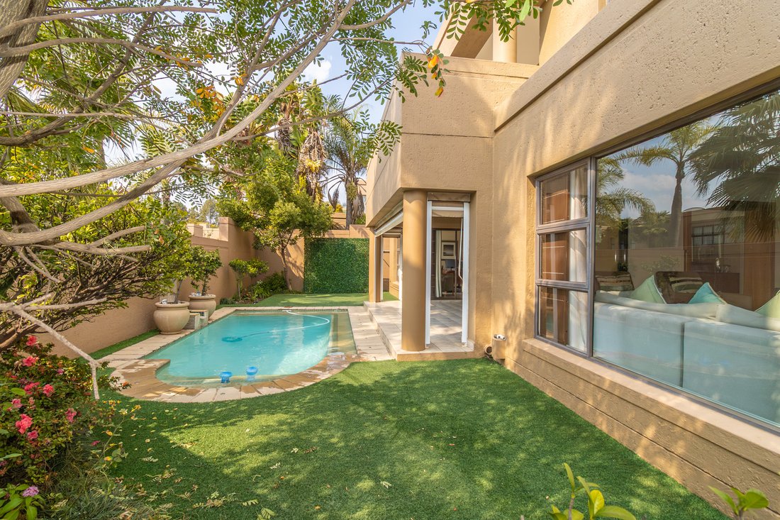 Casa en Sandton, Gauteng, Sudáfrica 1 - 19116531
