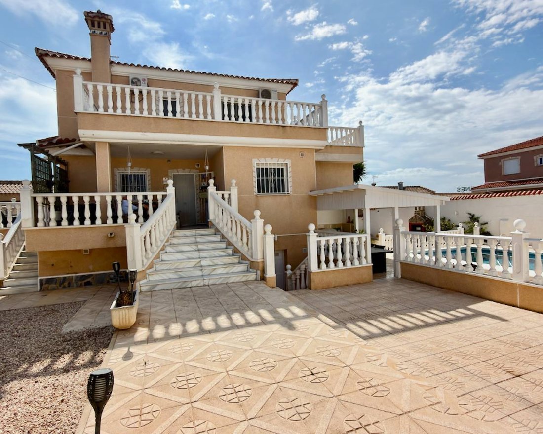 Villa in Quesada, Rojales, Land Valencia 1 - 19111464
