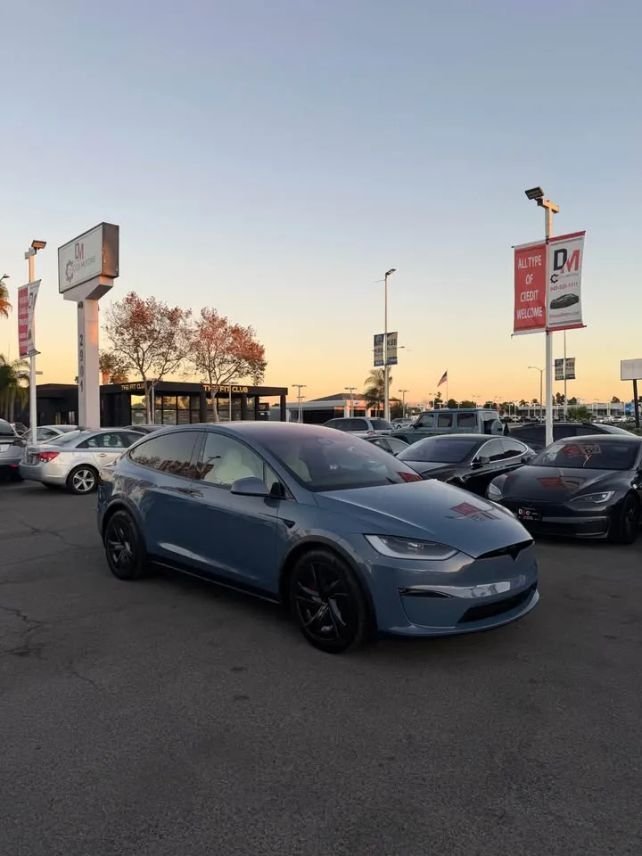 Suv in Costa Mesa, CA, United States 3 - 19112327