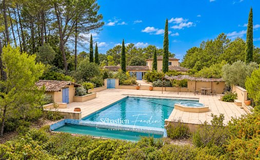 Villa à Bras, Provence-Alpes-Côte d'Azur, France 1