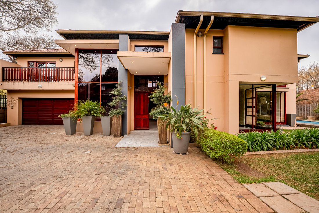Casa en Forest Town, Randburg, Sudáfrica 1 - 19116763