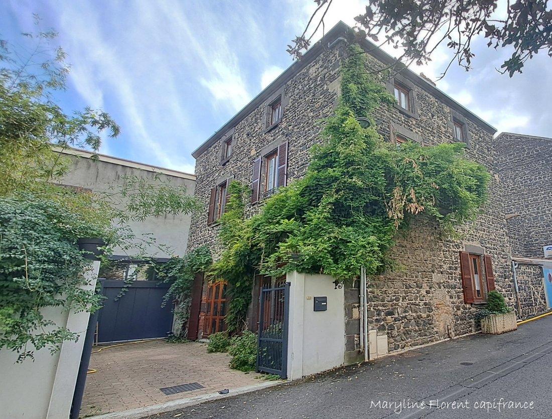 Haus in Aubière, Auvergne-Rhone-Alpen, Frankreich 1 - 19112291