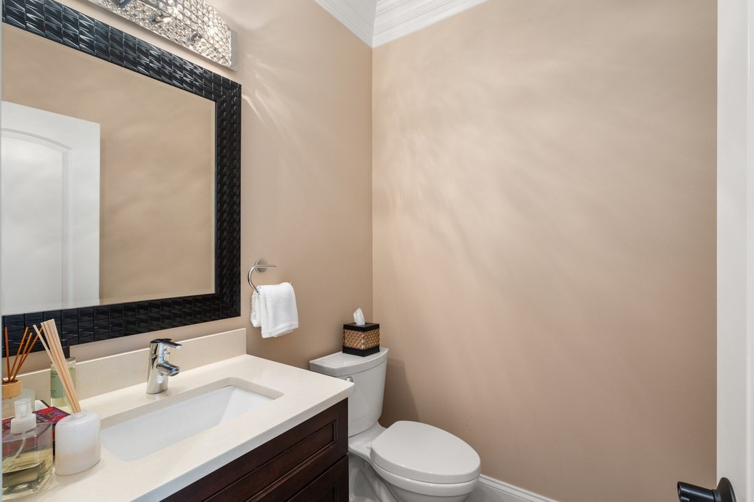 House in Newton, Massachusetts, United States 4 - 19116061