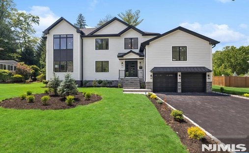 House in Oradell, New Jersey, United States 1