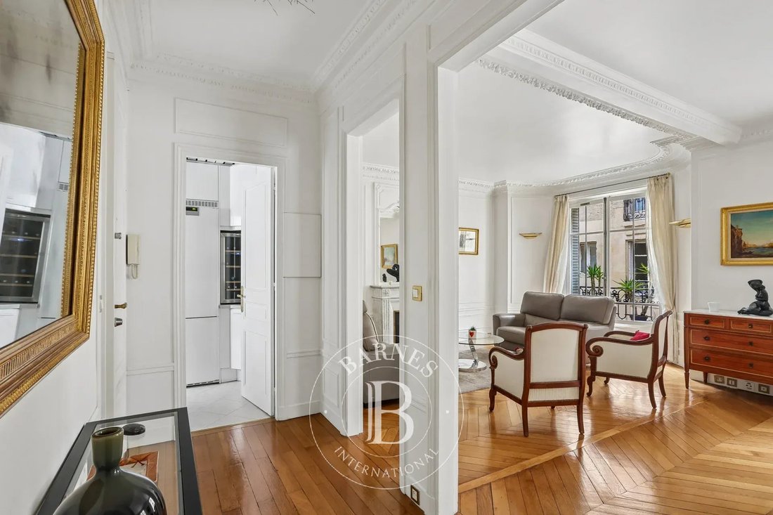 Apartment in Muette Nord, Paris 16e Arrondissement, Paris 3 - 19101876