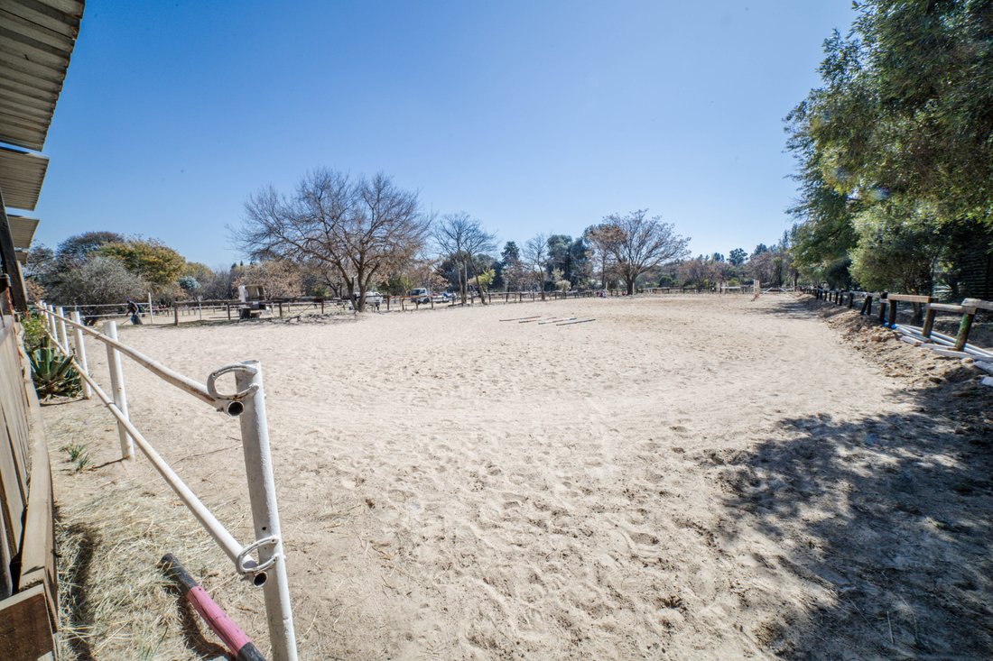 Farm Ranch in Chartwell, Gauteng, South Africa 5 - 19116601