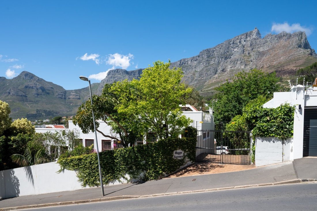 Country House in Gardens, City Bowl, Cape Town 4 - 19116246