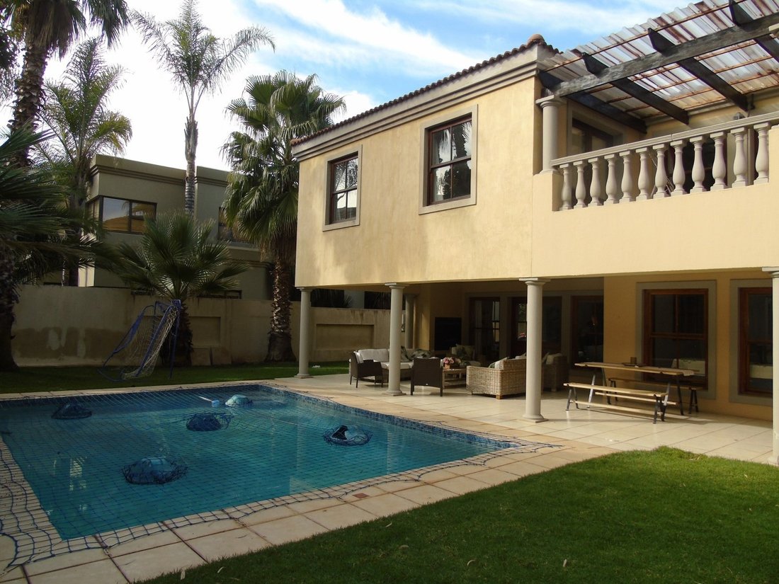 House in Dainfern, Gauteng, South Africa 2 - 19116728