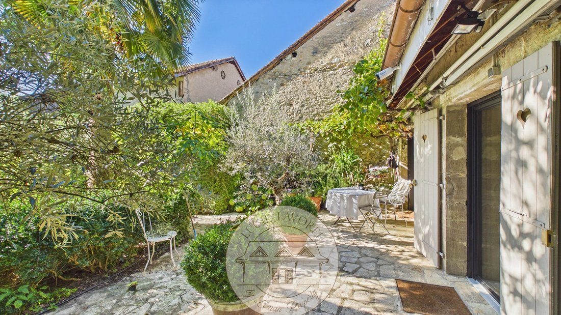 Domaine à Veigy-Foncenex, Auvergne-Rhône-Alpes, France 1 - 19102079