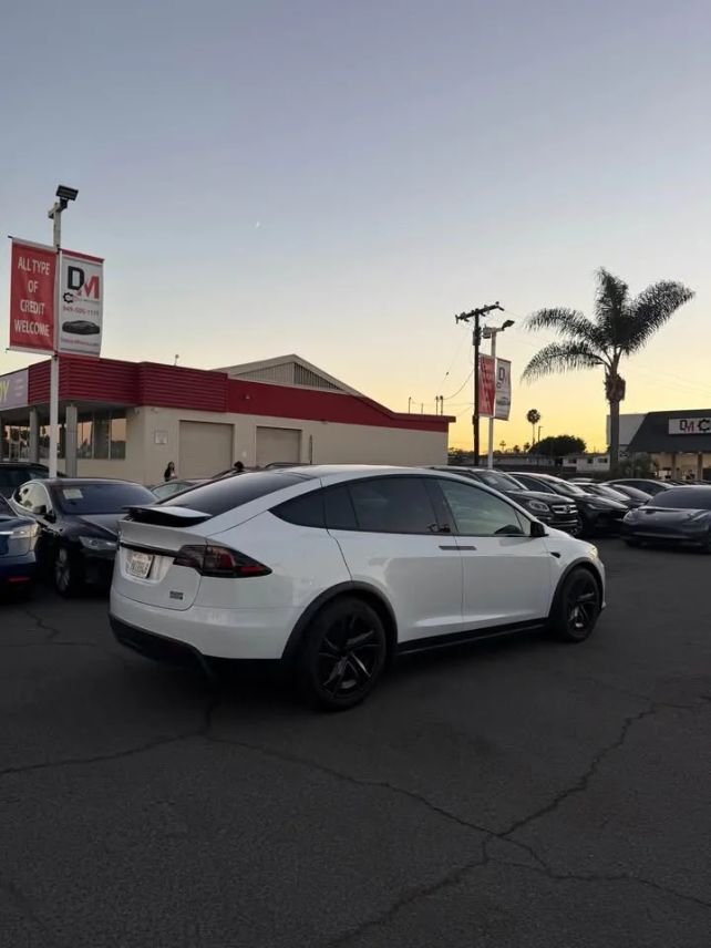 Suv in Costa Mesa, CA, United States 3 - 19112331