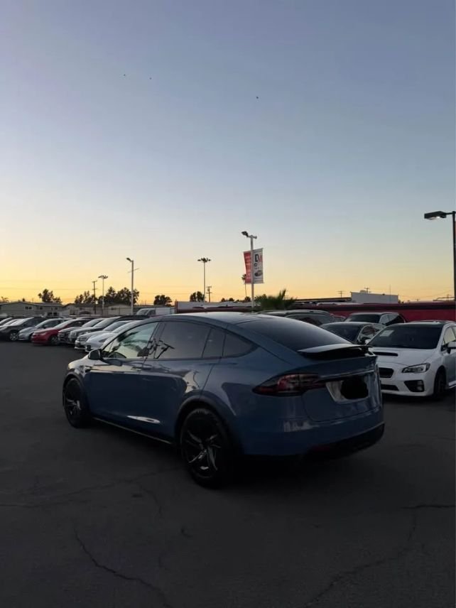 Suv in Costa Mesa, CA, United States 4 - 19112327