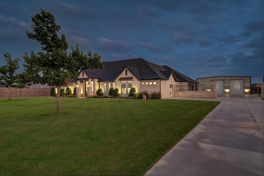 House in Lubbock, Texas, United States 5 - 19108432