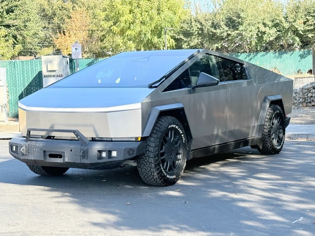 Pickup in West Sacramento, CA, United States 1 - 19112369