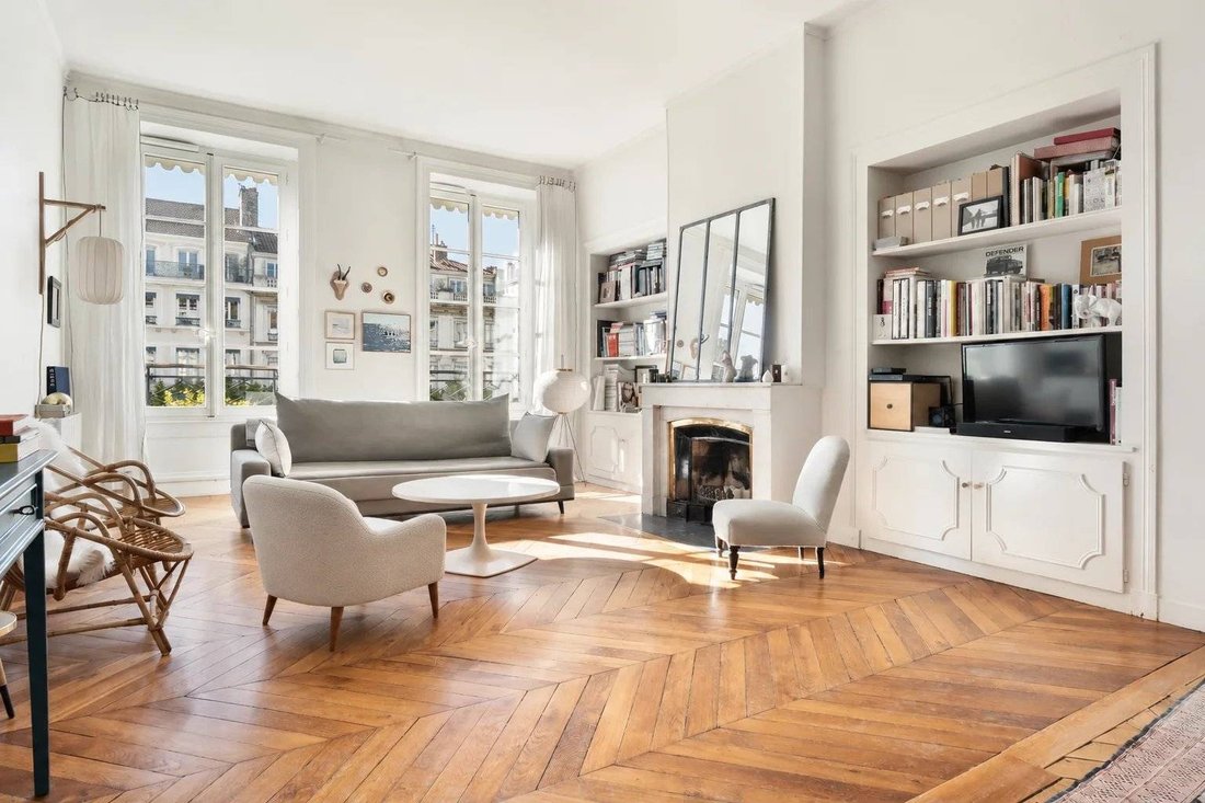 Apartment in Tête d'Or-Foch-Vitton, Lyon 6e Arrondissement, Lyon 1 - 19115358