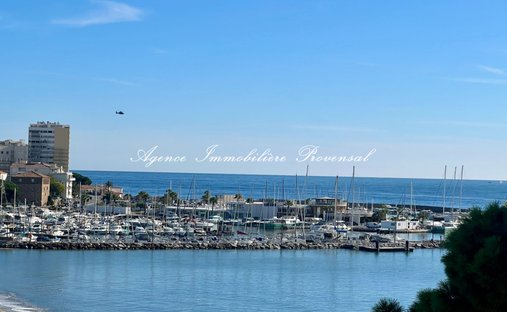 Wohnung in Ville-Les Saquedes-Le Bouillonnet, Sainte-Maxime, Frankreich 1