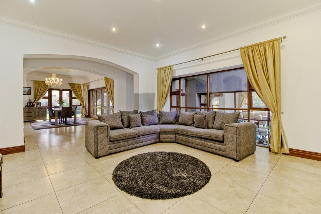 House in Dainfern Valley, Gauteng, South Africa 4 - 19116258
