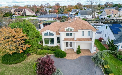 Haus in Merrick, New York, Vereinigte Staaten 1