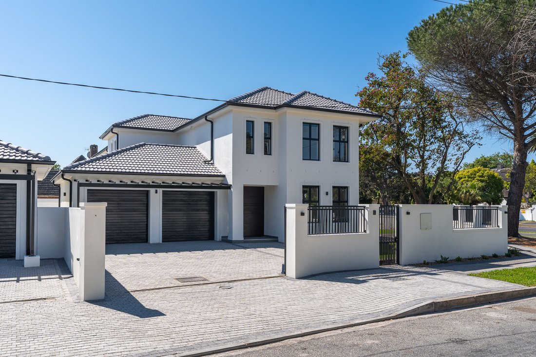Haus in Pinelands, Southern Suburbs, Kapstadt 1 - 19116556