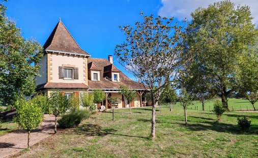 Casa en Thiviers, Nueva Aquitania, Francia 1