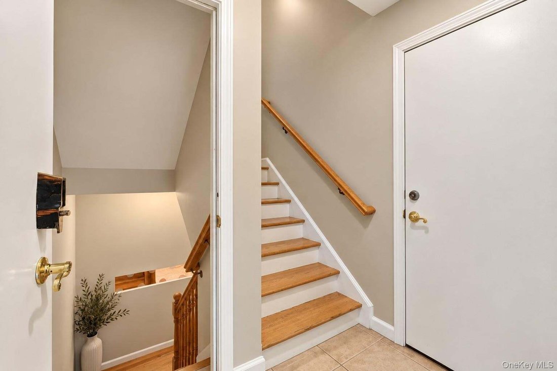 Condo in Spring Valley, New York, United States 5 - 19114181