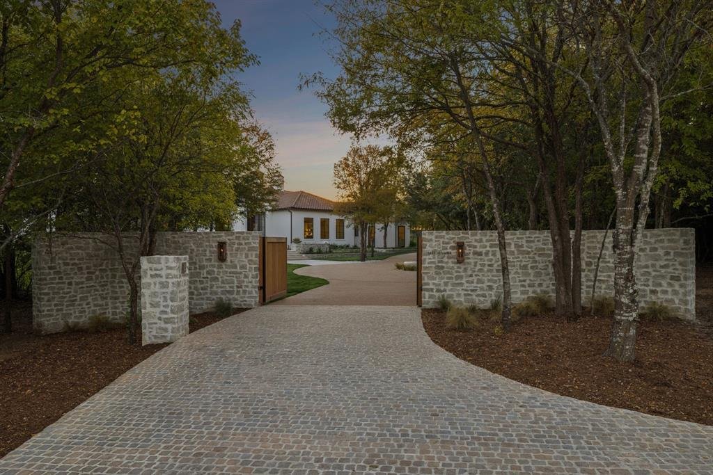 House in Aledo, Texas, United States 2 - 19115078