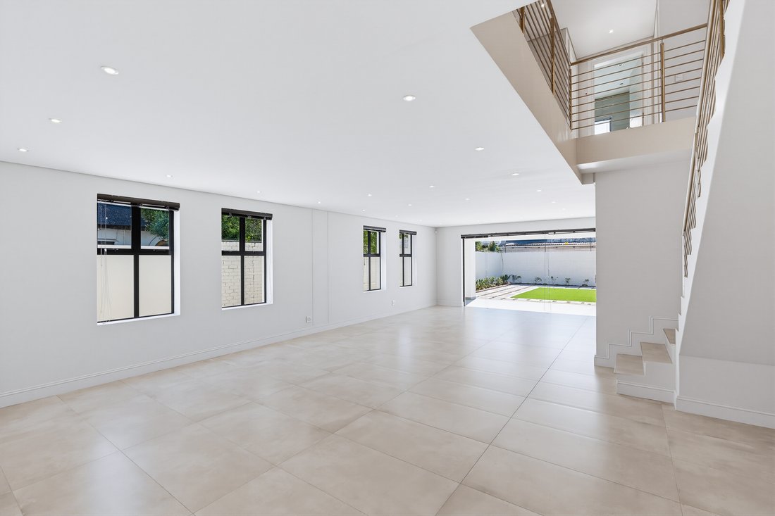 Casa en Pinelands, Southern Suburbs, Ciudad del Cabo 4 - 19116588