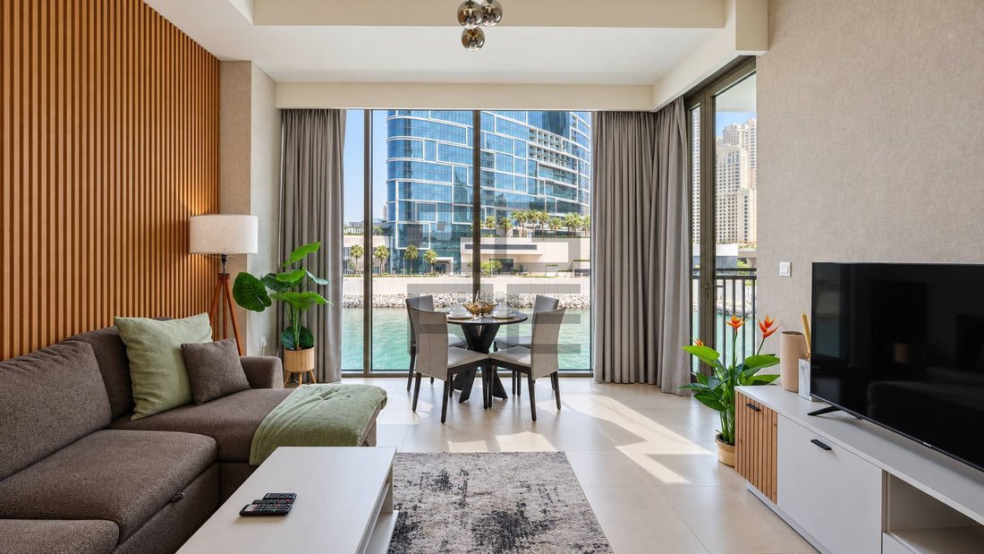 Apartment in Dubai, United Arab Emirates 3 - 19111472