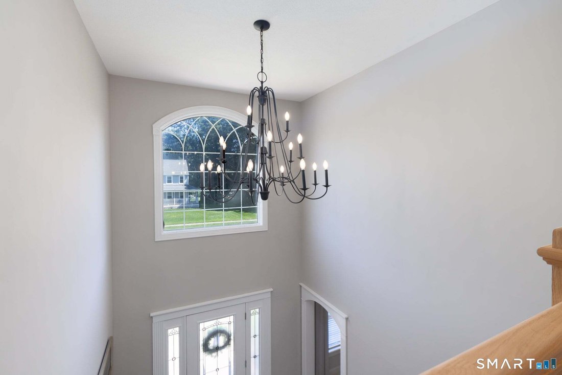 House in Southington, Connecticut, United States 3 - 19117800