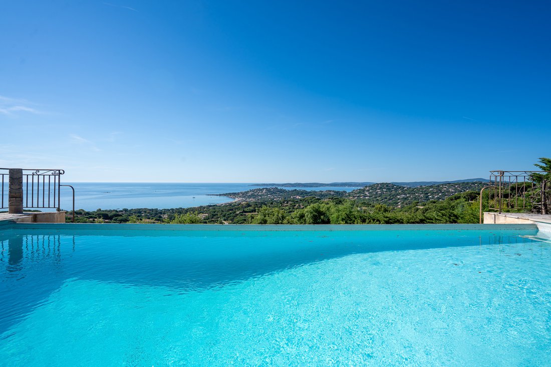 Maison à Nartelle-Noyer-Bellevue-bd des Sardinaux, Sainte-Maxime, France 1 - 19119270