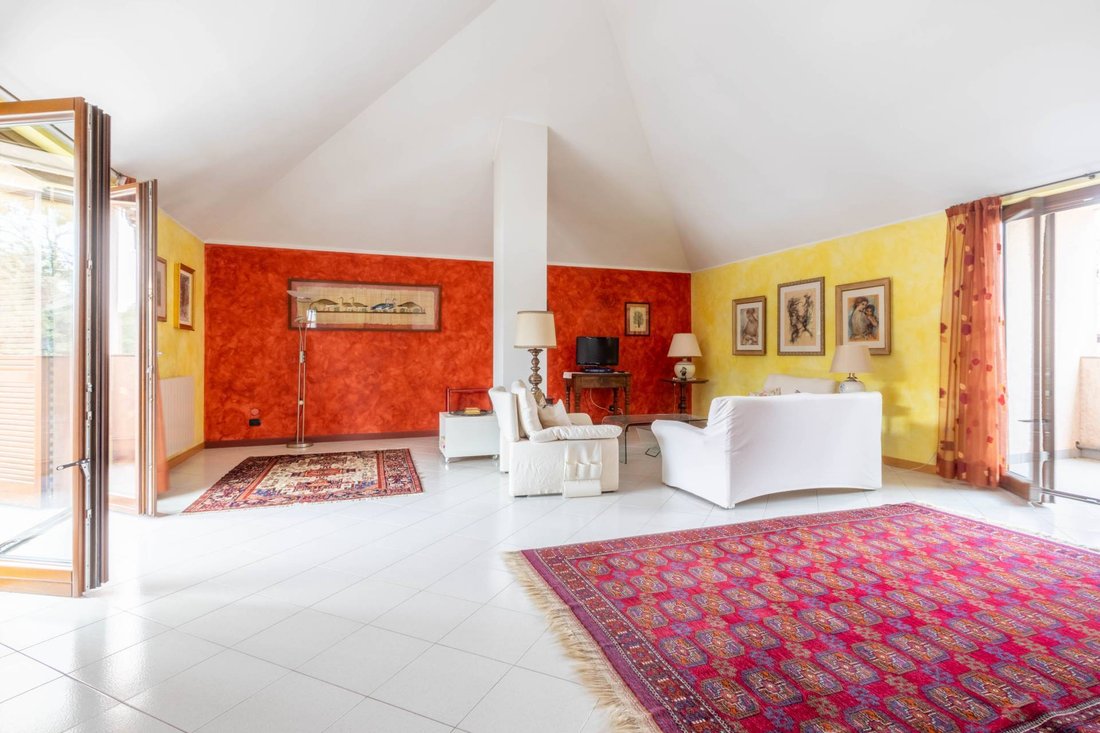 Appartement à Centro, Vimercate, Lombardie 1 - 19117164