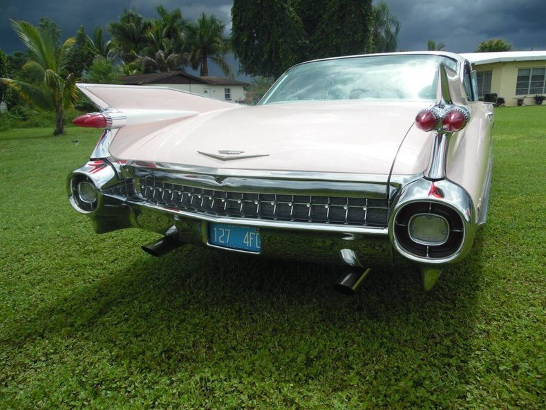 Coupe in Glendale, United States 5 - 19118097