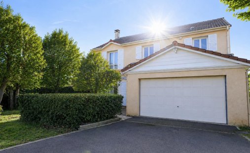 Casa en Sud Épône, Epone, Francia 1