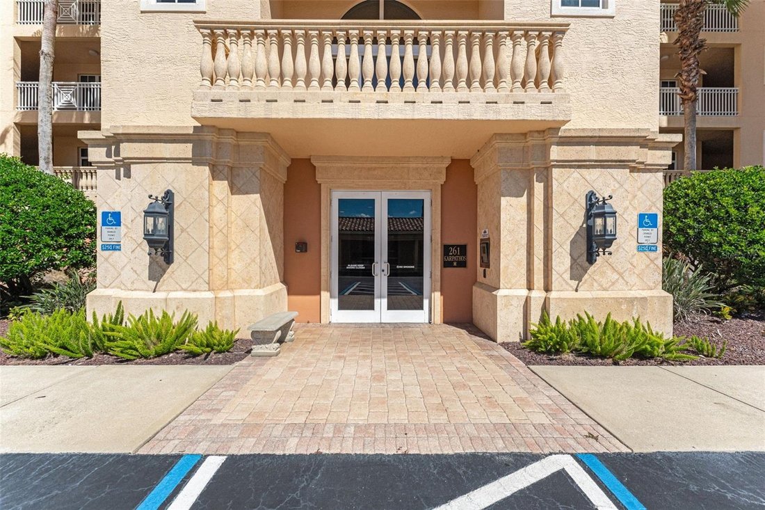 Condo in New Smyrna Beach, Florida, United States 2 - 19118852