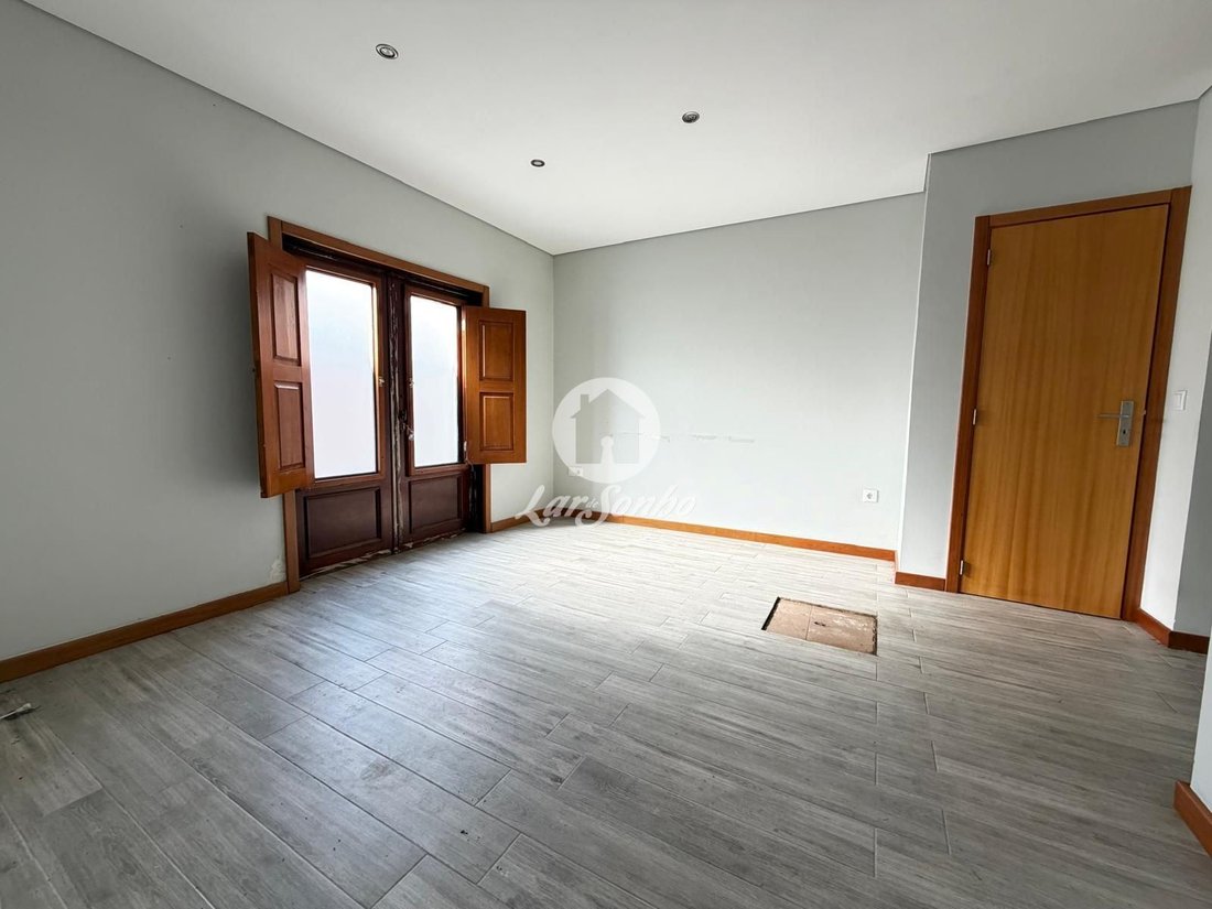 Casa a Azurara, Oporto, Portogallo 1 - 19117795