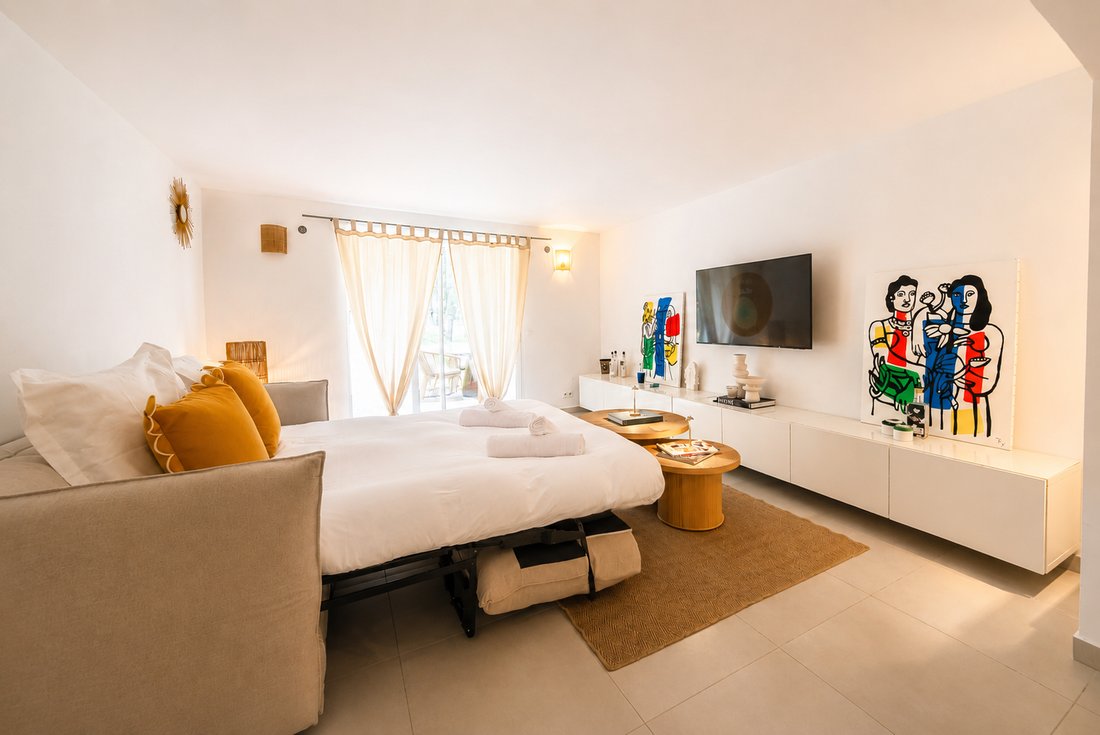 Apartamento en Zone Est Diffuse, San Tropez, Francia 4 - 19119496