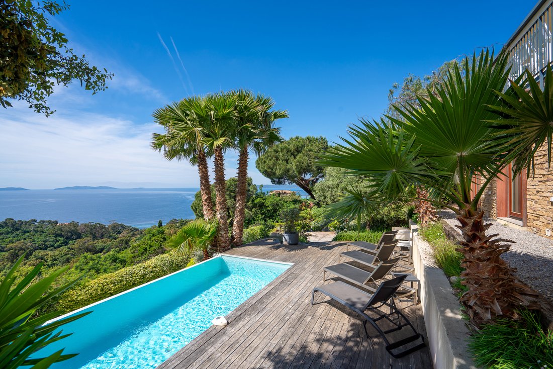 Maison à Rayol-Canadel-sur-Mer, Provence-Alpes-Côte d'Azur, France 1 - 19120134