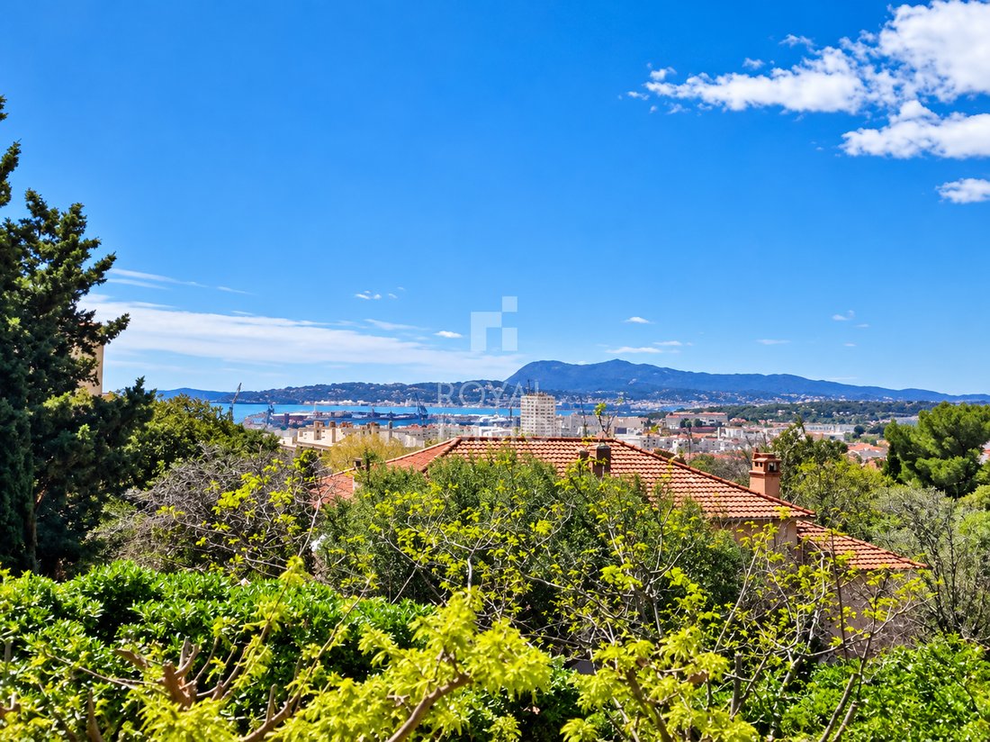 Maison à Le Faron-Fort-Rouge, Toulon, France 2 - 17852517