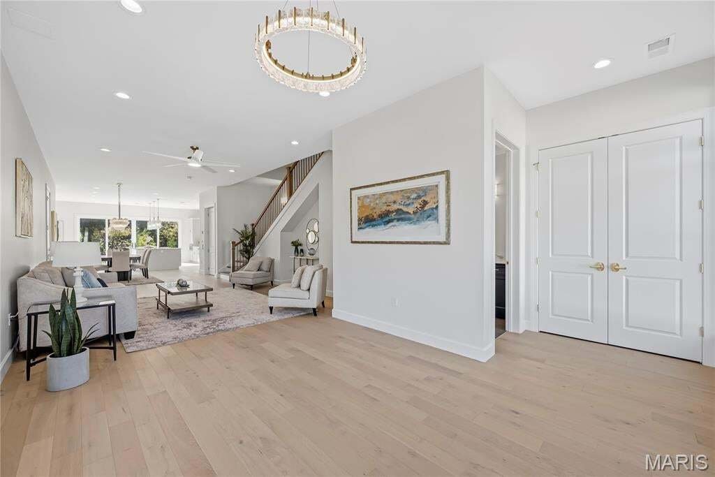 Townhouse en Kirkwood, Misuri, Estados Unidos 3 - 19118126