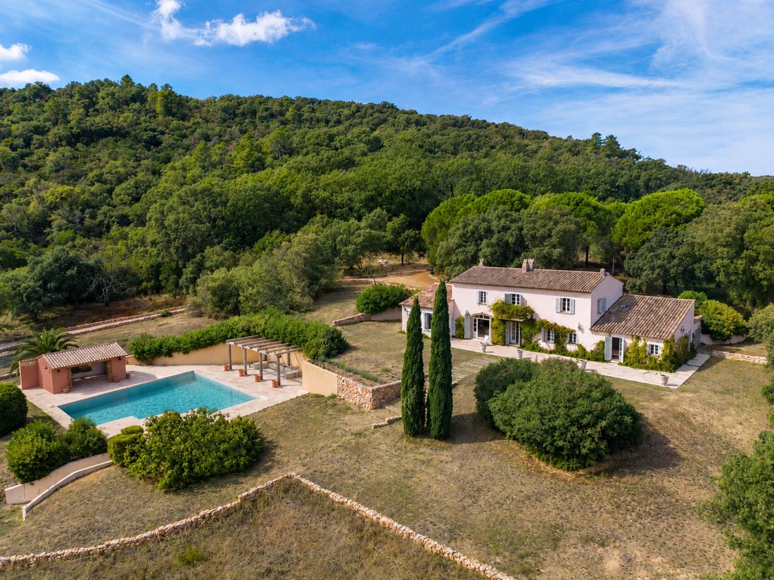 Casa en Grimaud, Provenza-Alpes-Costa Azul, Francia 1 - 19120153