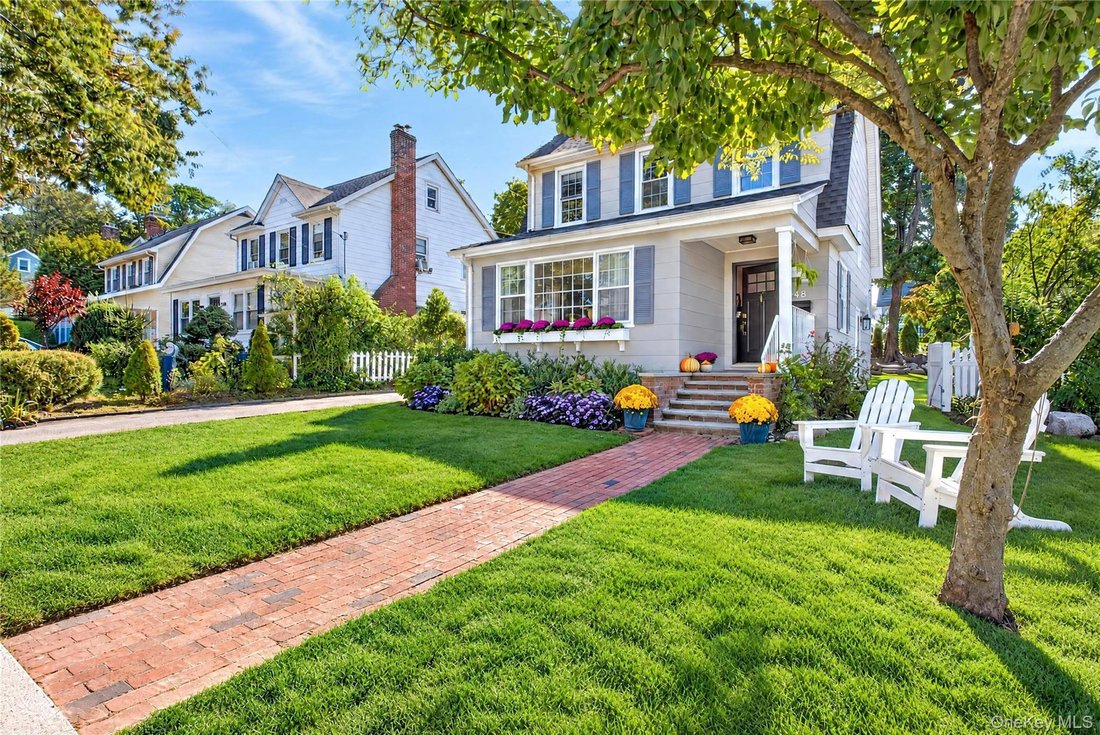 House in Manhasset, New York, United States 1 - 19118159