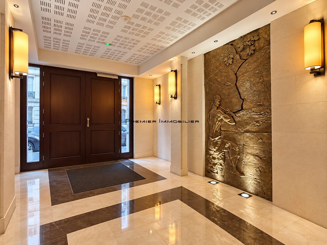 Apartment in Invalides, Paris 7e Arrondissement, Paris 2 - 19117517