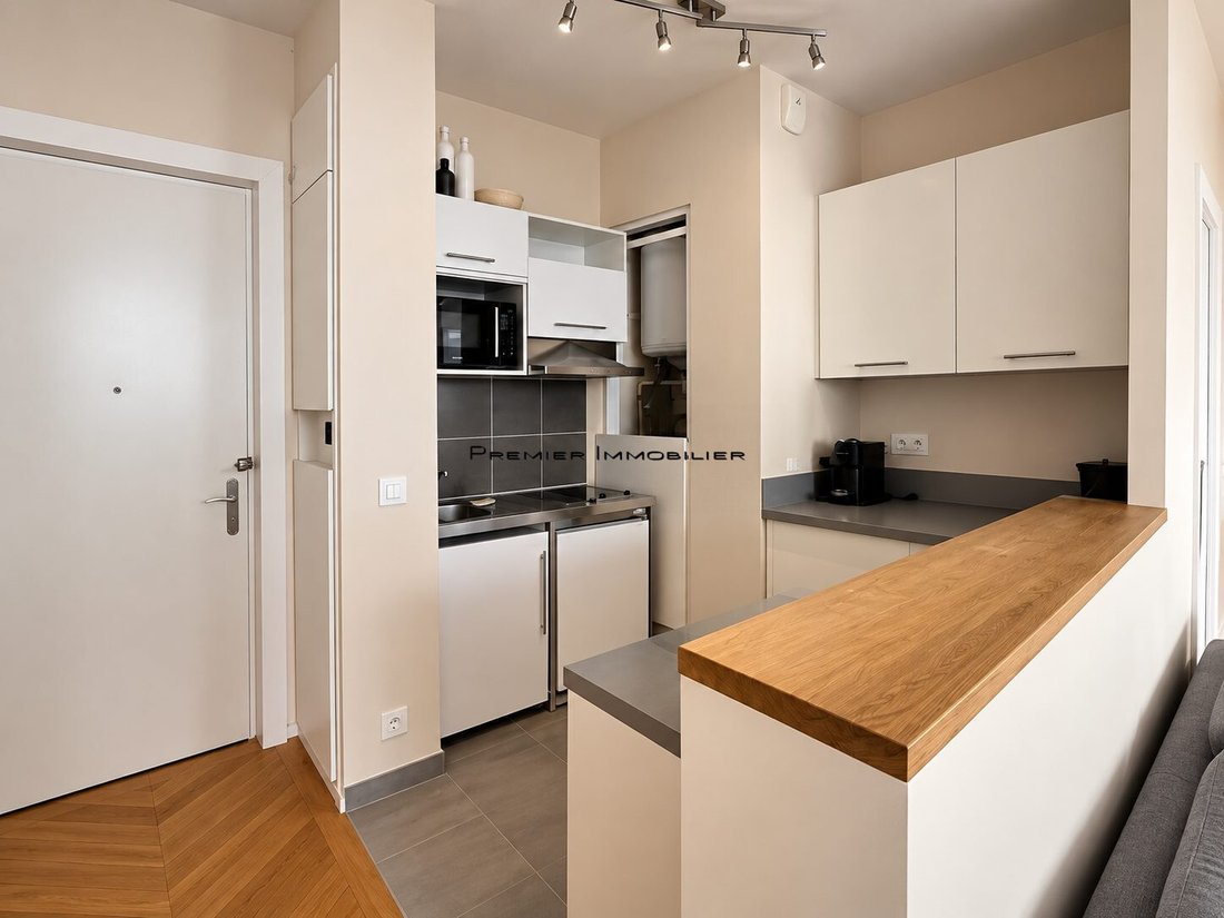 Apartment in Invalides, Paris 7e Arrondissement, Paris 5 - 19117517