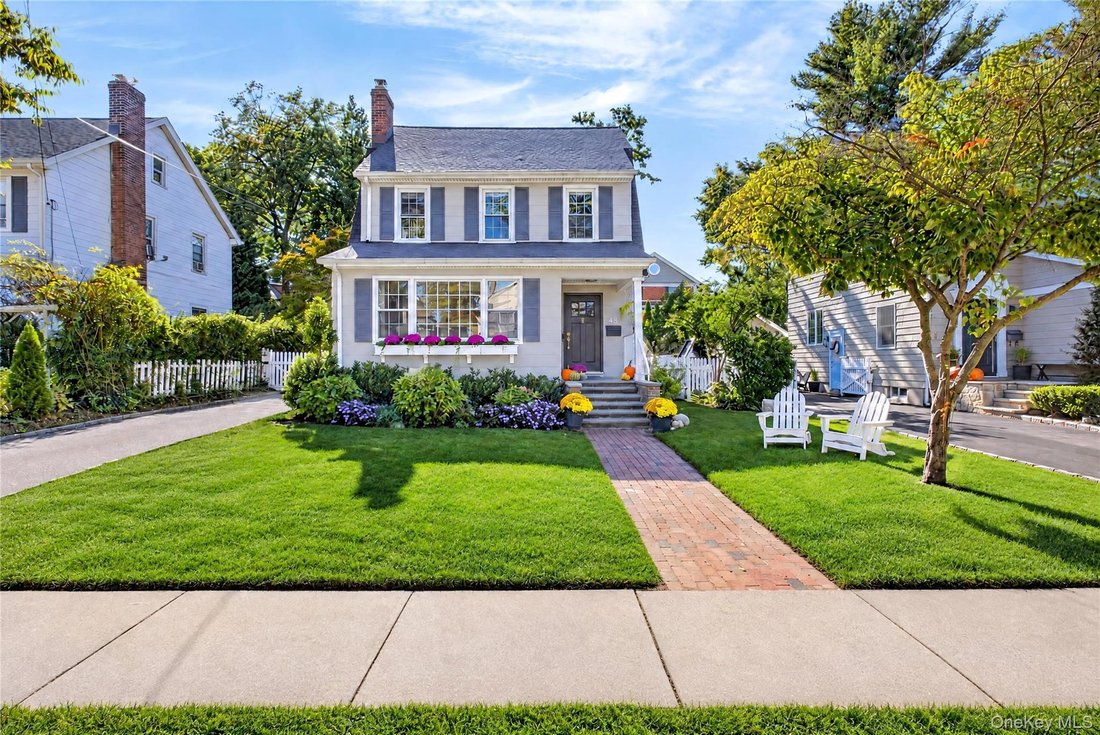 House in Manhasset, New York, United States 2 - 19118159