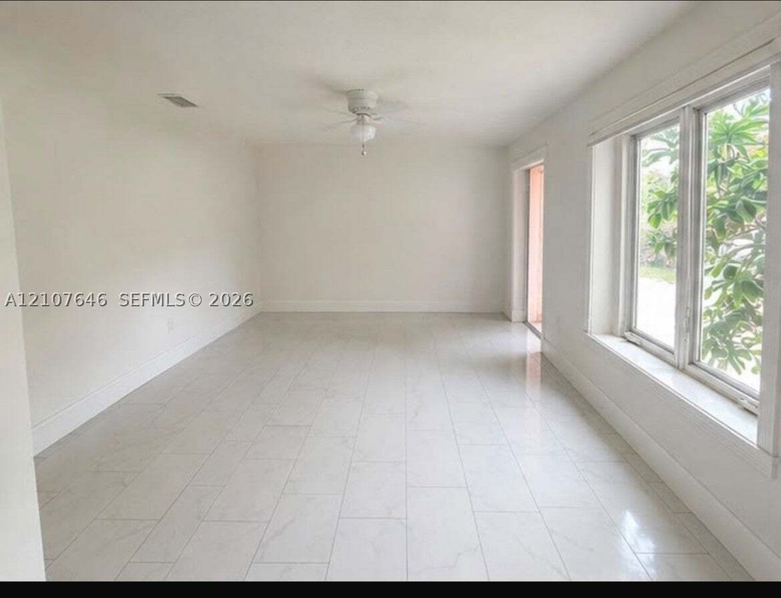 Casa en Miami, Florida, Estados Unidos 3 - 19118204