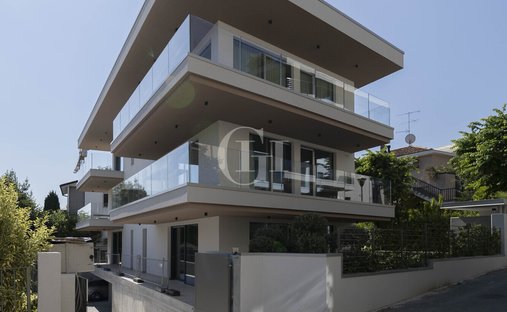 Wohnung in Desenzano Centro, Desenzano del Garda, Lombardei 1