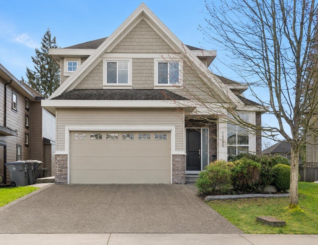 House in Surrey, British Columbia, Canada 1 - 19117348