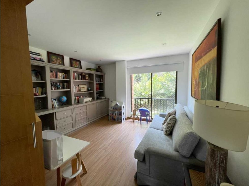 Apartment in Medellín, Antioquia, Colombia 3 - 19117725