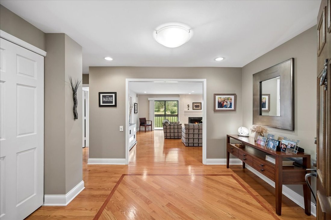 Condo in Northbrook, Illinois, United States 2 - 19119401